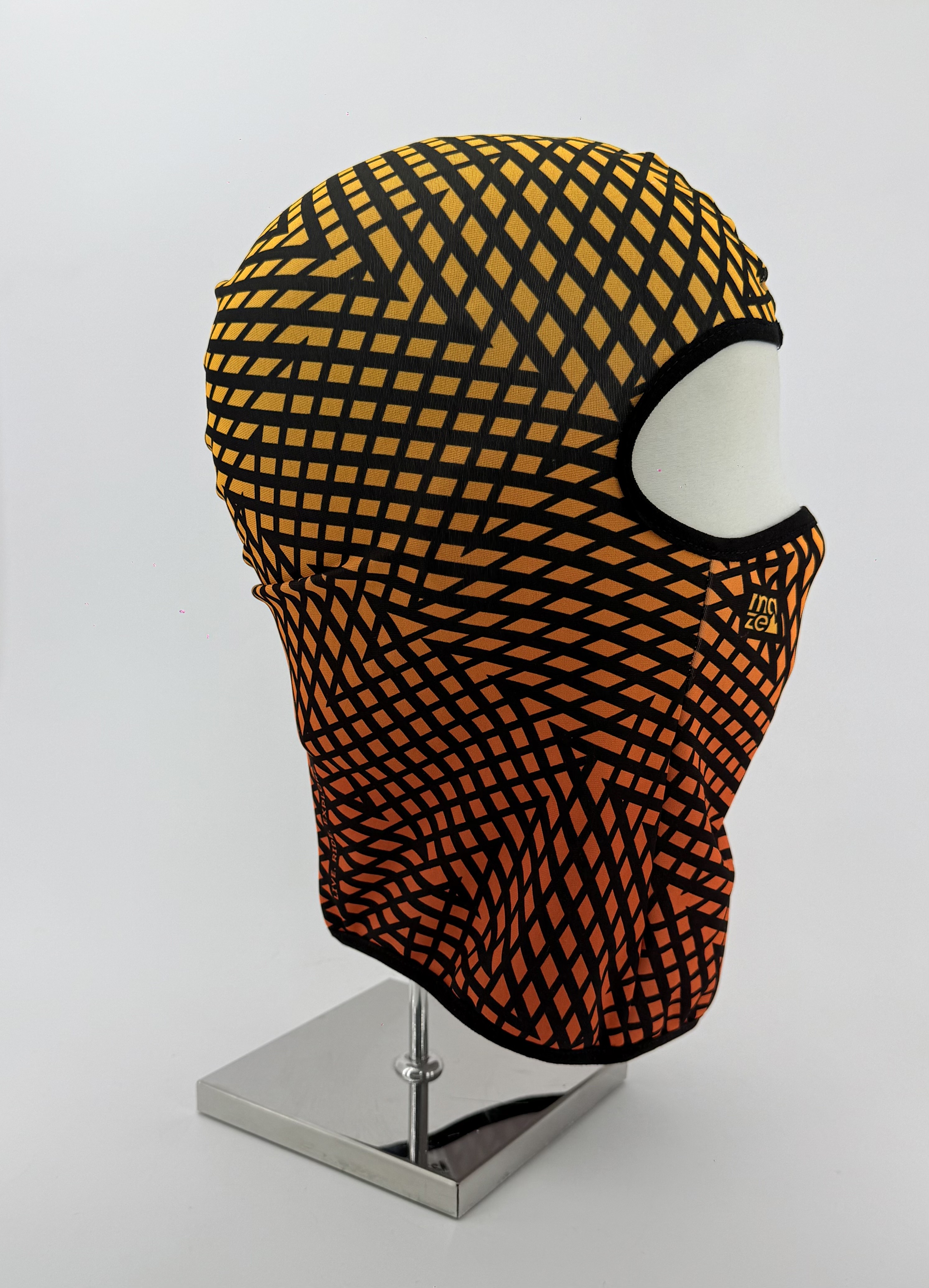 ШЛЕМ ЗА ГЛАВА MAZE GRID