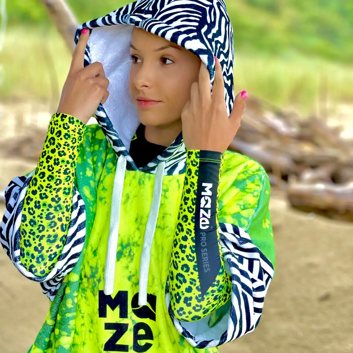 ПОНЧО MAZE ELECTRIC