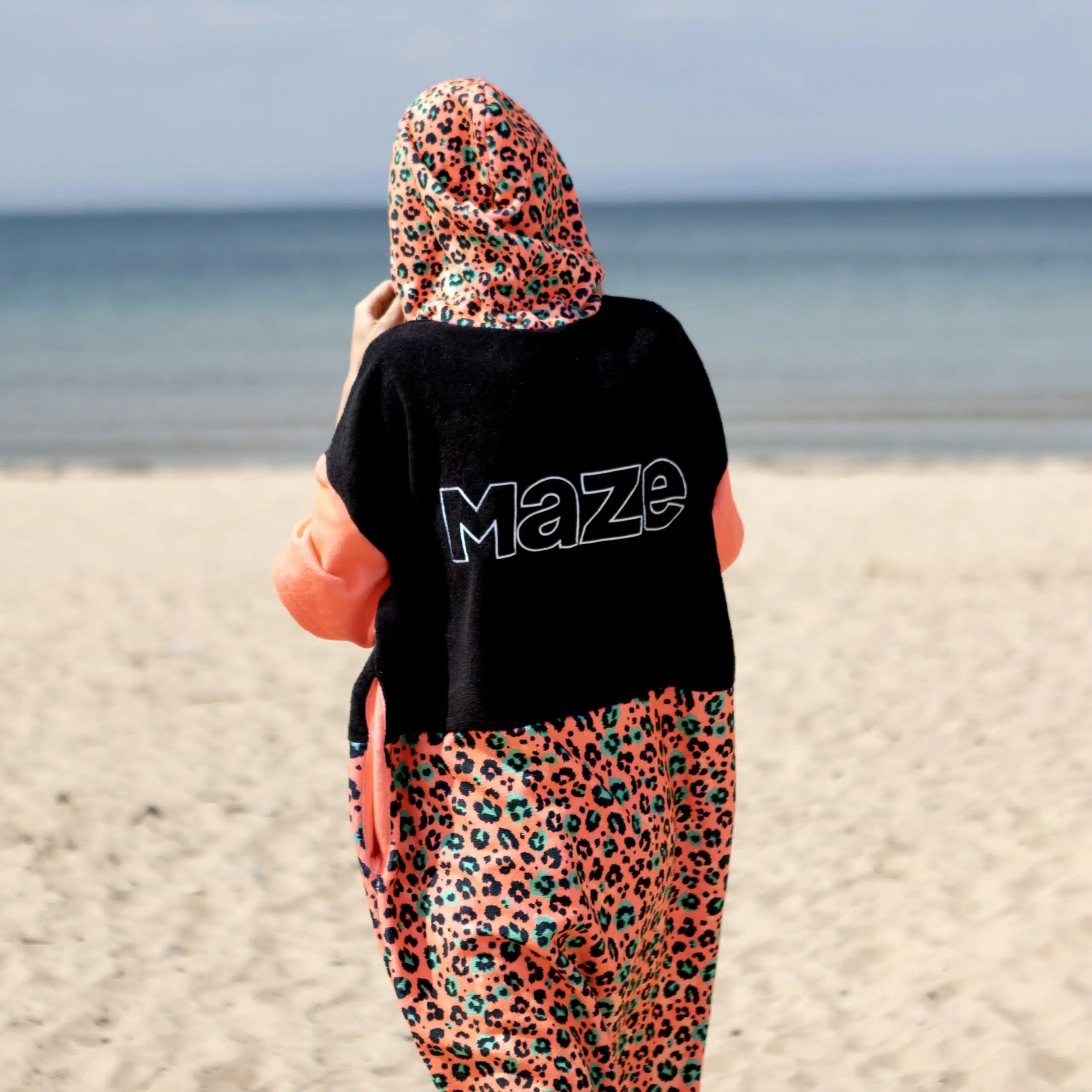 ПОНЧО MAZE CARROT LEO